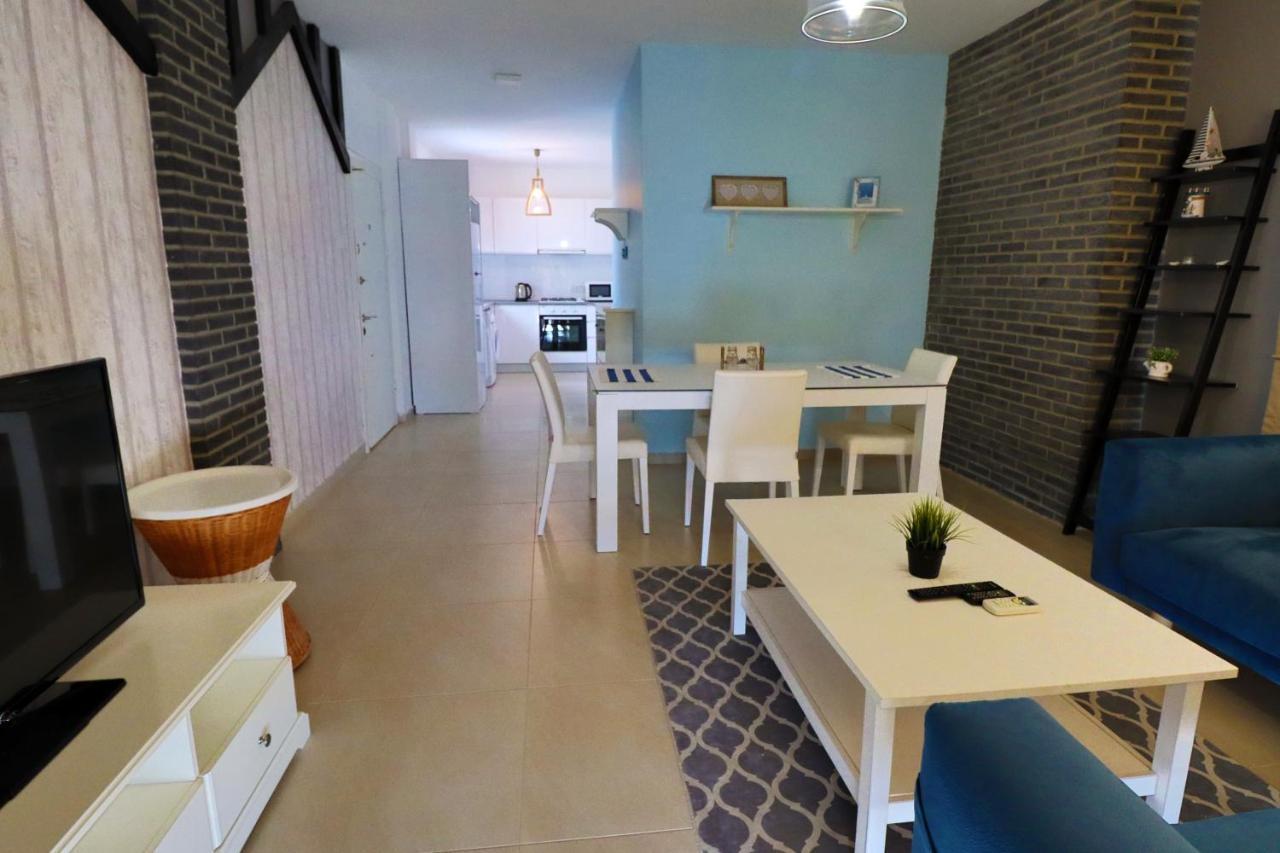 Caesar Beach Villas And Apartments Gastria Buitenkant foto