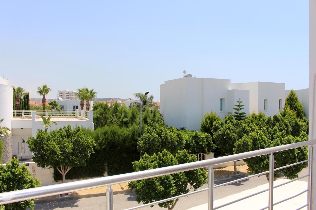 Caesar Beach Villas And Apartments Gastria Buitenkant foto