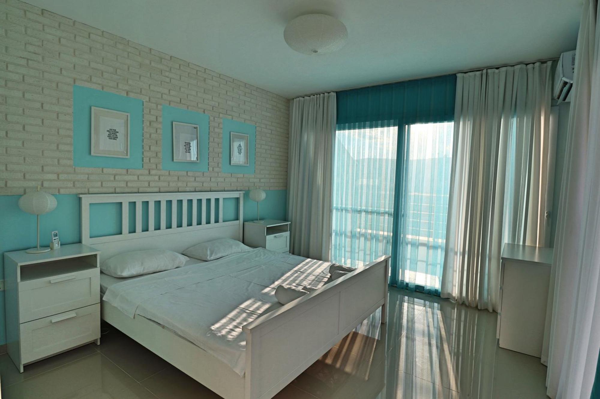 Caesar Beach Villas And Apartments Gastria Buitenkant foto