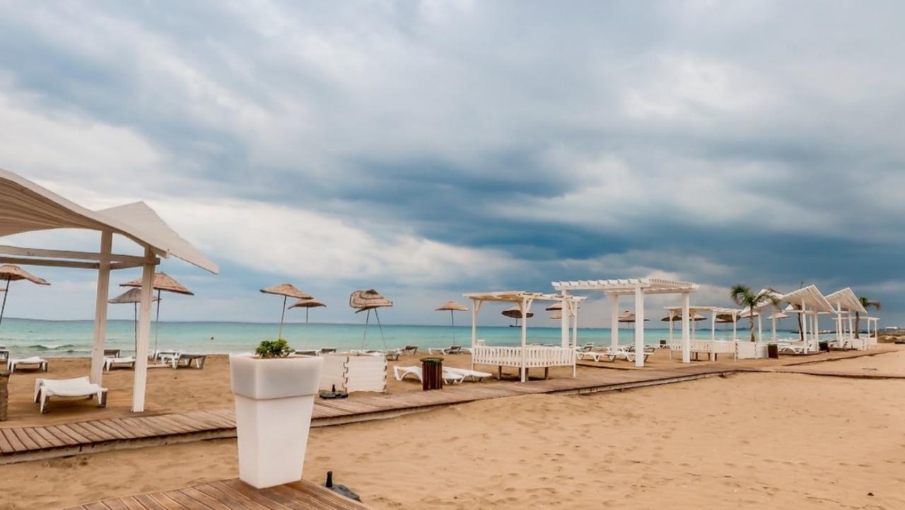 Caesar Beach Villas And Apartments Gastria Buitenkant foto