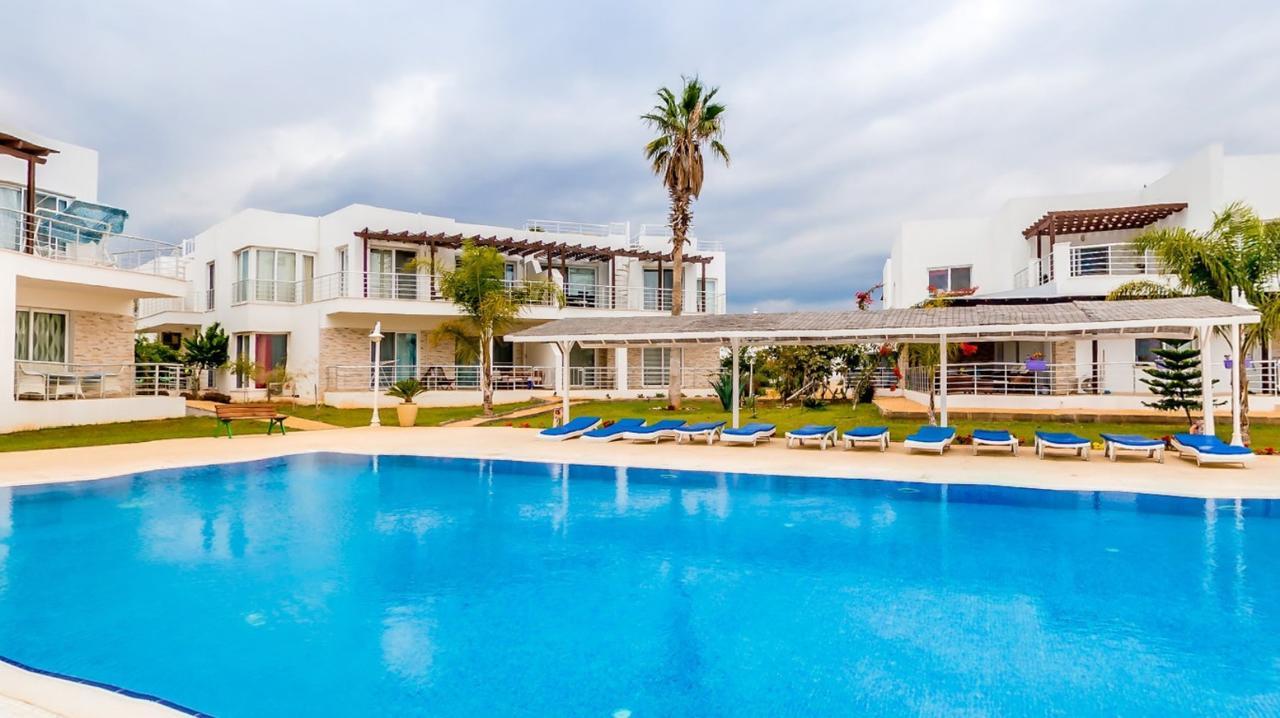 Caesar Beach Villas And Apartments Gastria Buitenkant foto